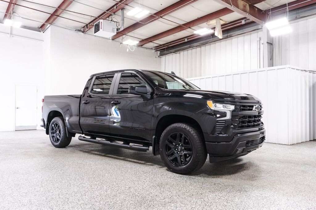 2024 CHEVROLET Silverado