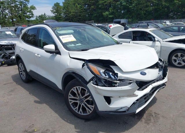 2021 FORD Escape