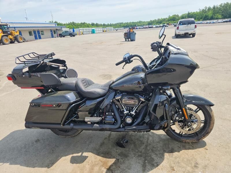 2022 HARLEY DAVIDSON FLTRK / Road Glide Limited