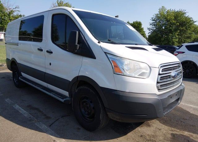 2017 FORD Transit