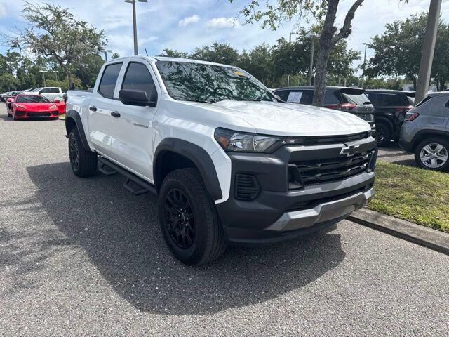 2023 CHEVROLET Colorado