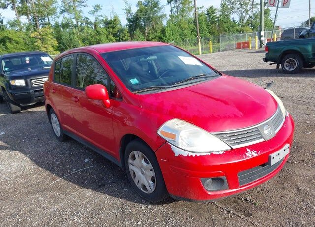 2012 NISSAN Versa
