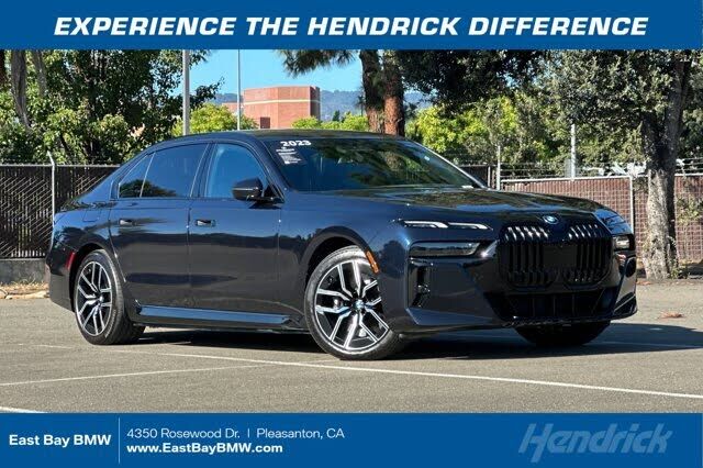 2023 BMW i7