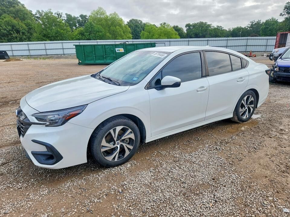 2024 SUBARU Legacy