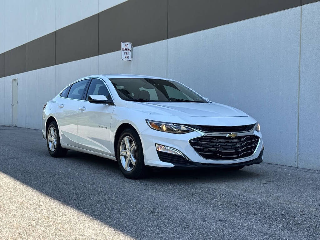 2024 CHEVROLET Malibu
