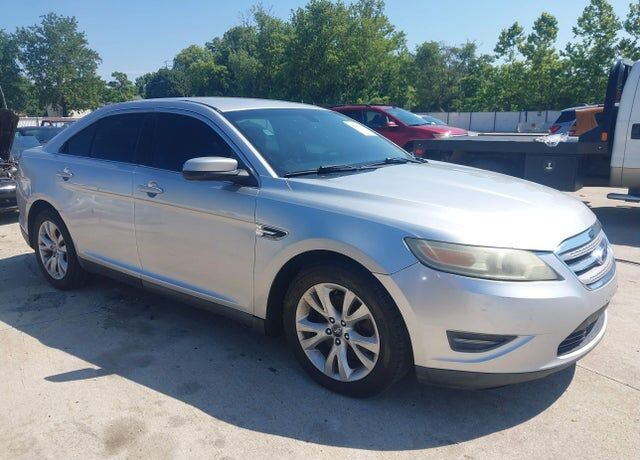 2011 FORD Taurus