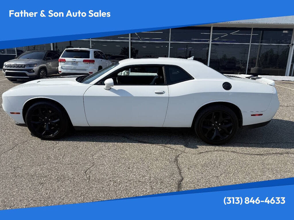 2016 DODGE Challenger