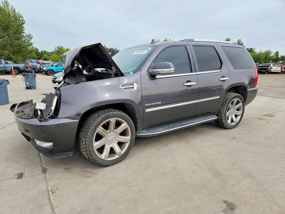 2011 CADILLAC Escalade
