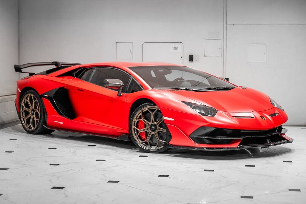 2021 LAMBORGHINI Aventador