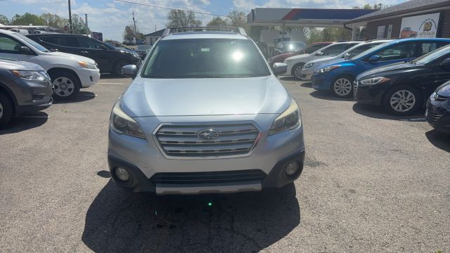 2016 SUBARU Outback