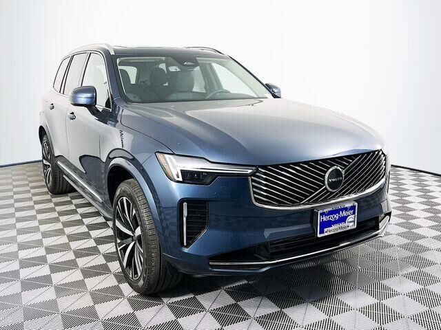 2026 VOLVO XC90