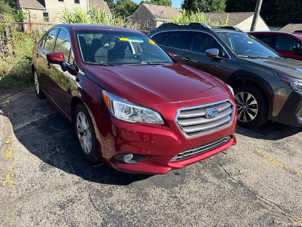 2017 SUBARU Legacy
