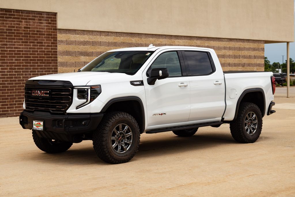 2025 GMC Sierra
