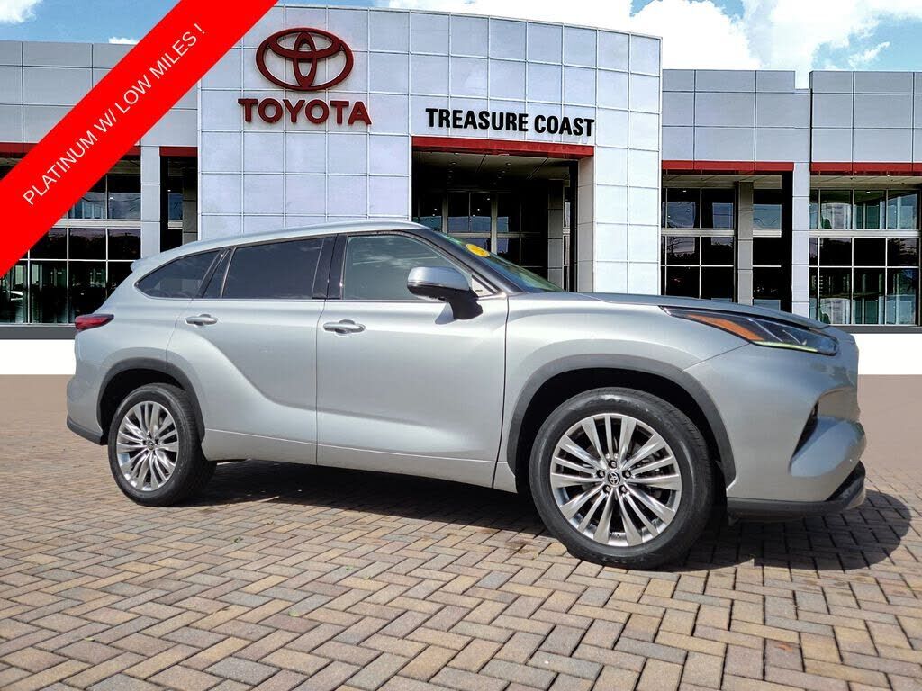 2023 TOYOTA Highlander