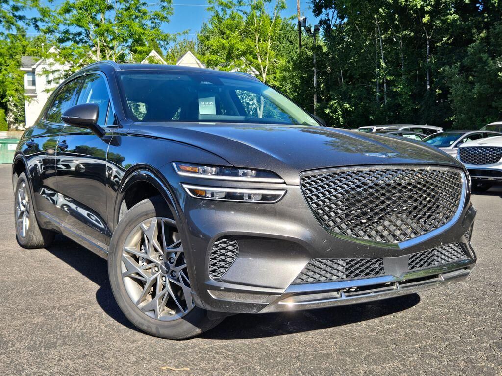 2025 GENESIS GV70