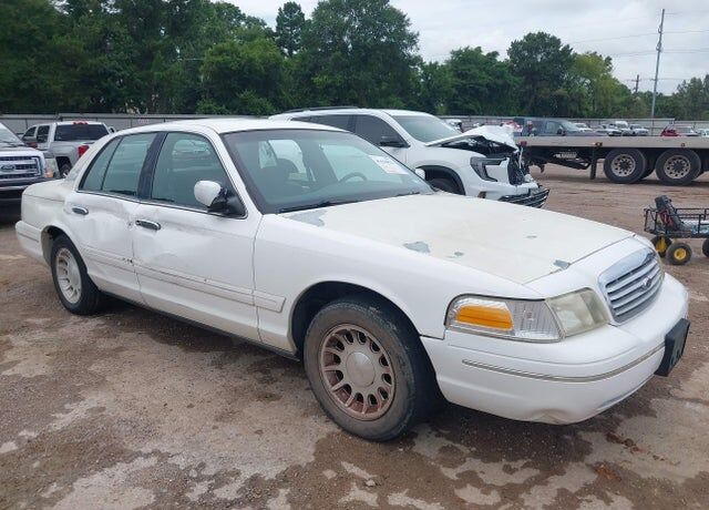 1999 FORD Crown Victoria