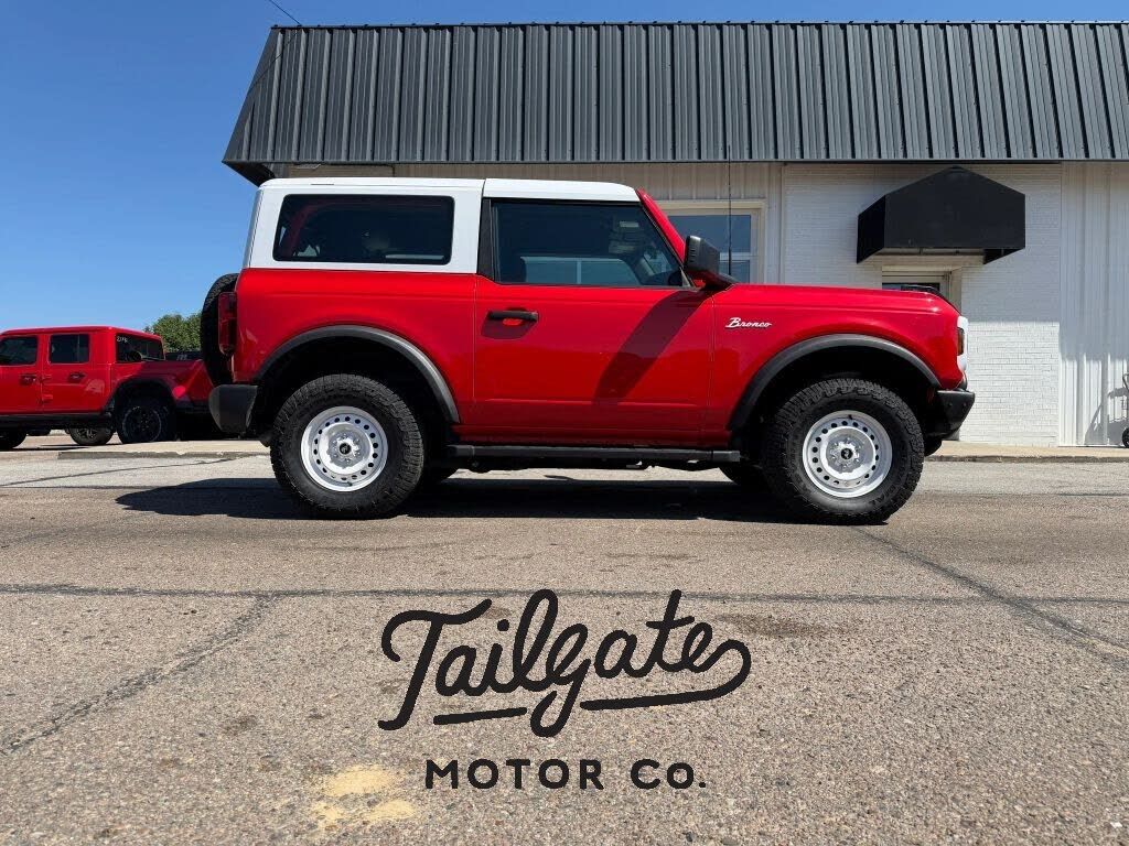 2023 FORD Bronco