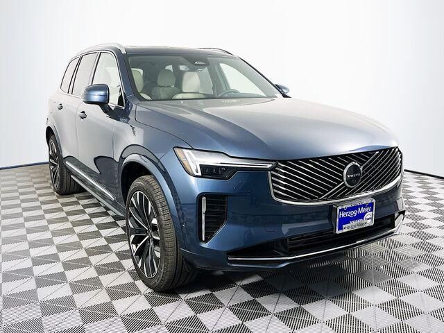 2026 VOLVO XC90