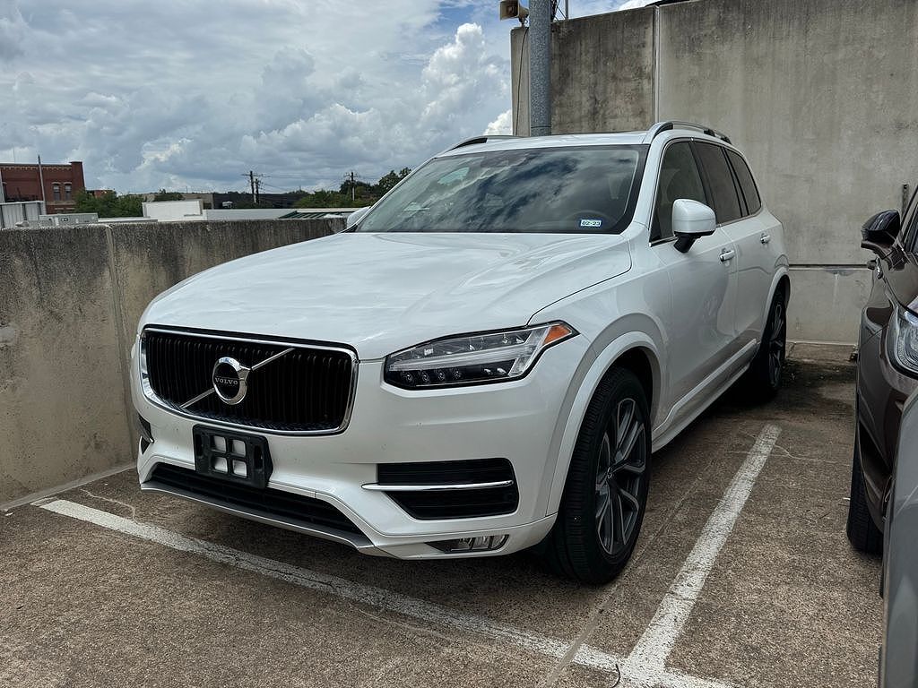 2019 VOLVO XC90
