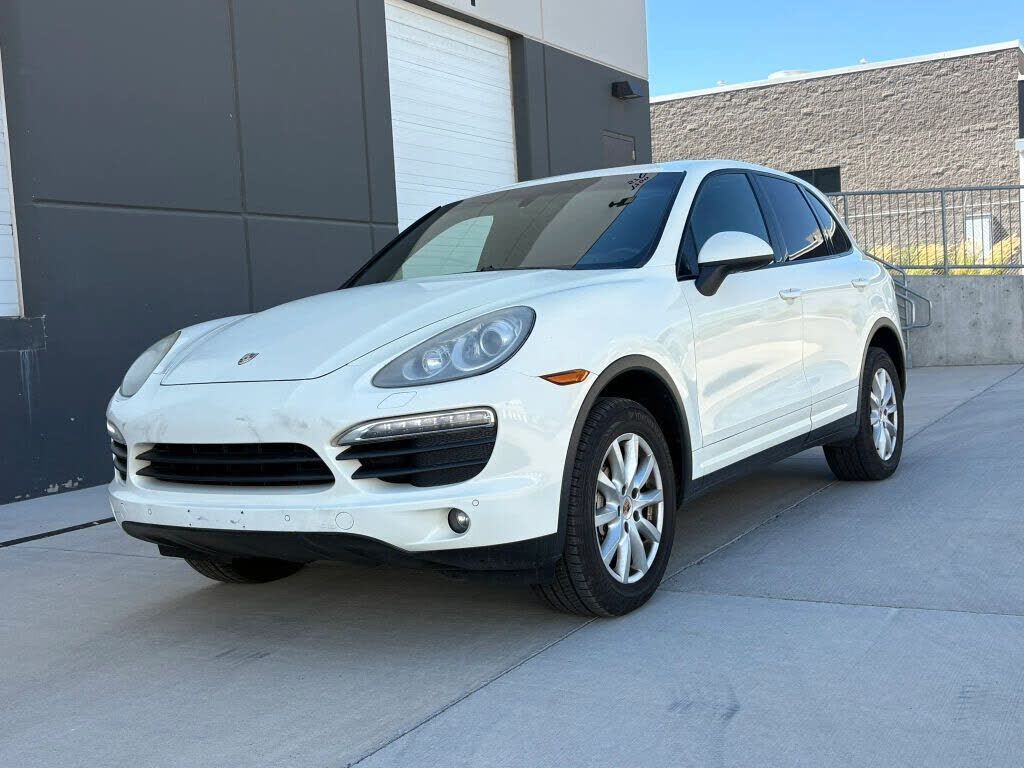 2011 PORSCHE Cayenne