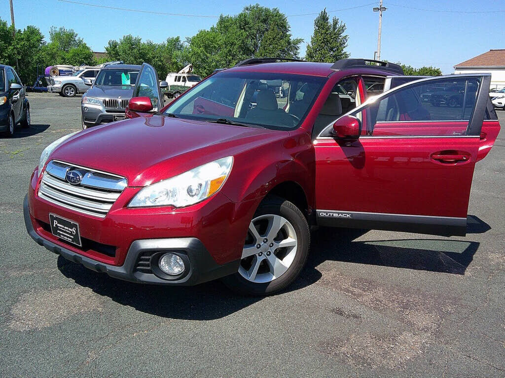 2014 SUBARU Outback