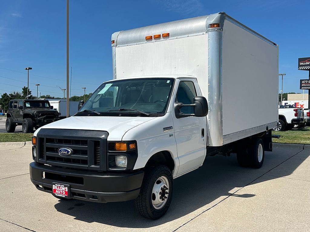 2015 FORD E-450