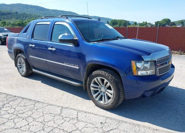 2013 CHEVROLET Avalanche