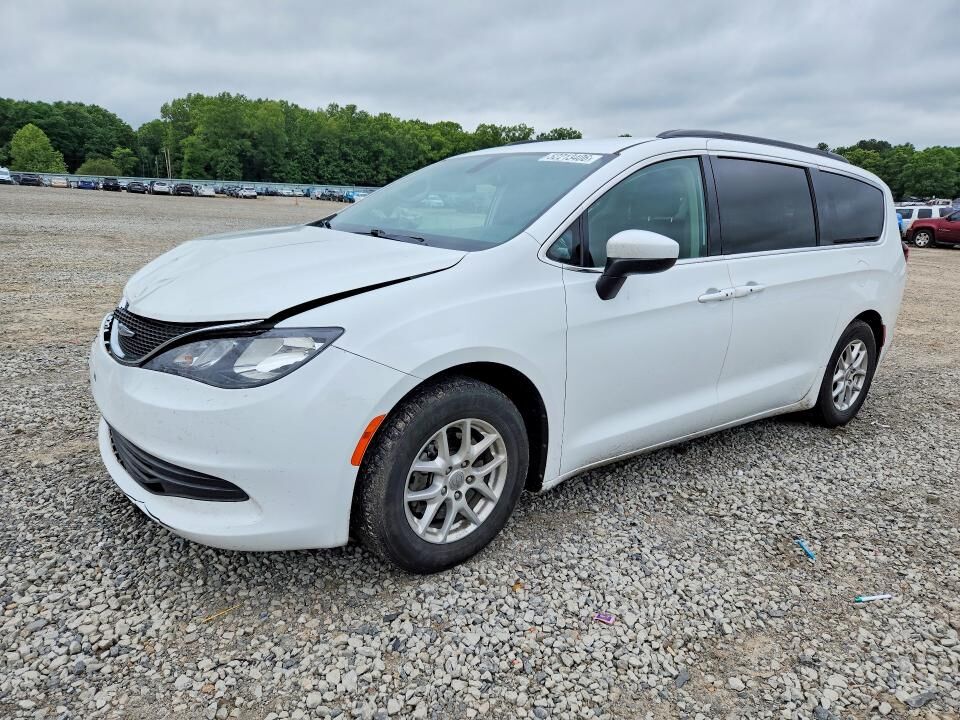 2020 CHRYSLER Voyager