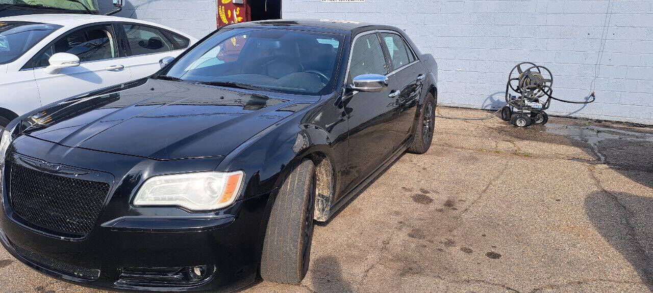 2011 CHRYSLER 300