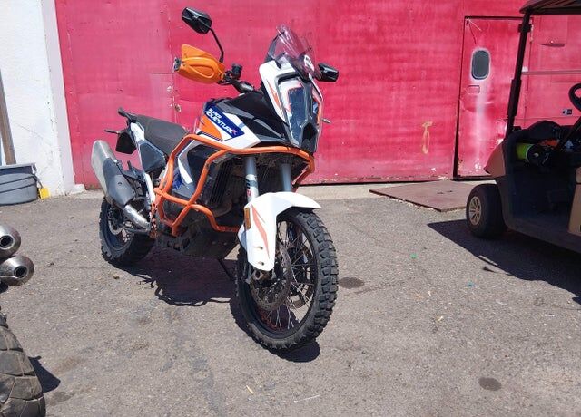 2023 KTM Super Adventure