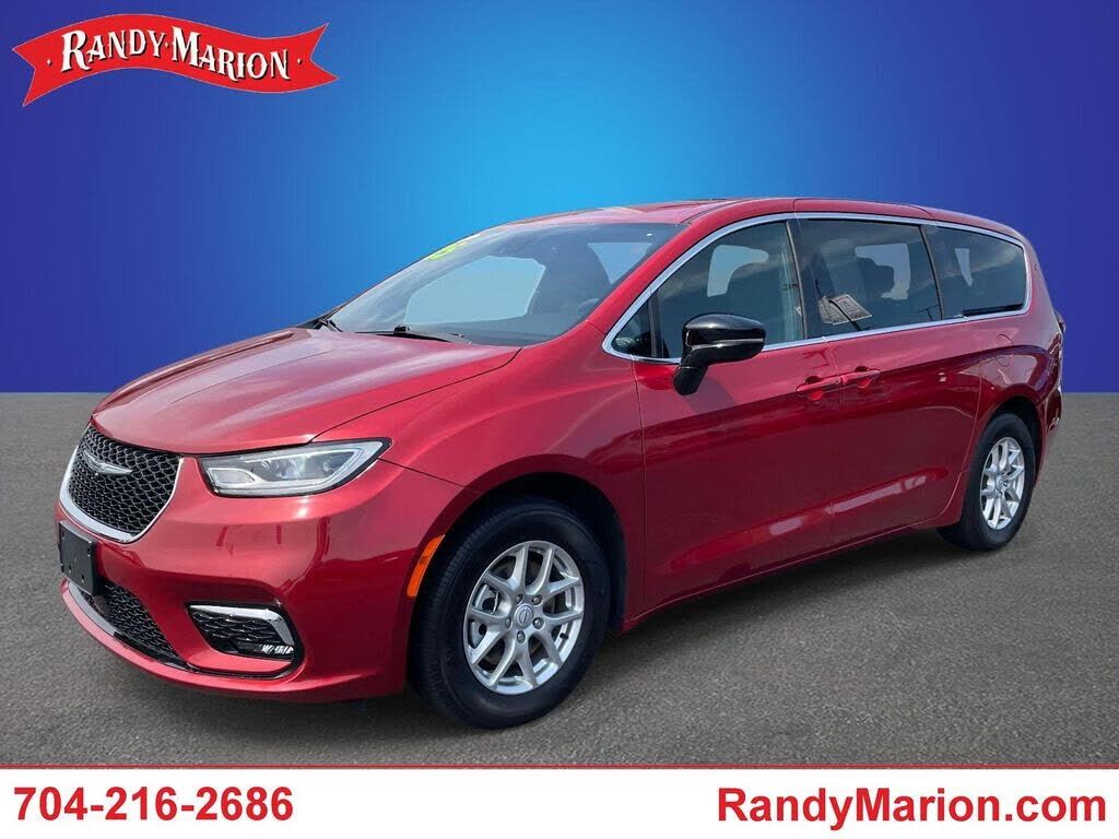 2025 CHRYSLER Pacifica