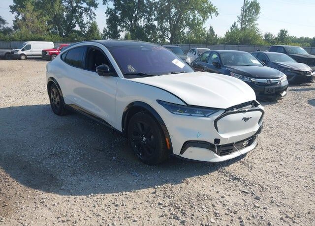 2021 FORD Mach-E