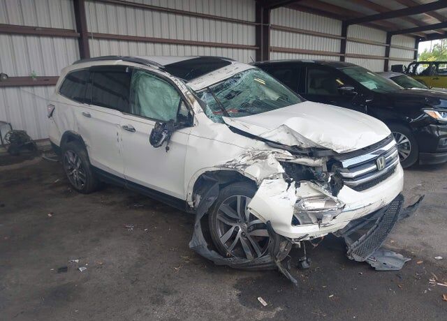 2017 HONDA Pilot