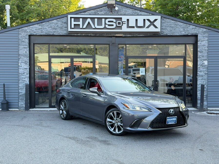 2021 LEXUS ES