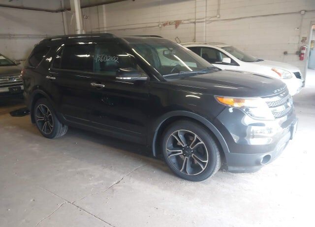 2014 FORD Explorer