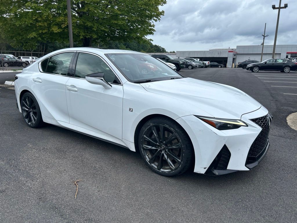 2021 LEXUS IS