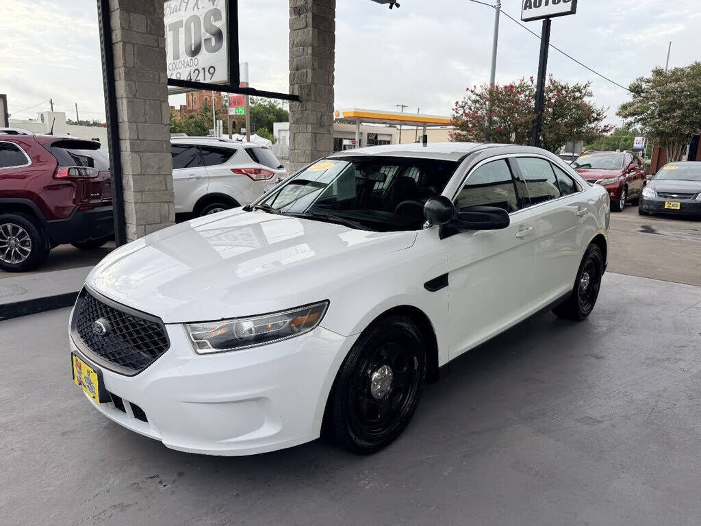 2016 FORD Taurus