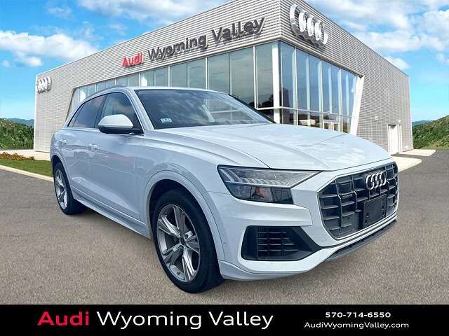 2023 AUDI Q8