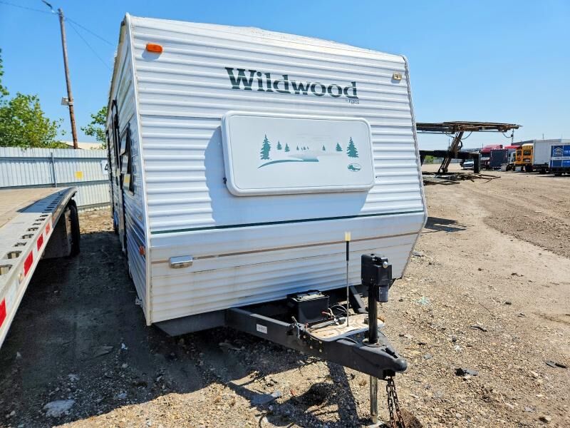 2002 FOREST RIVER Wildwood towables
