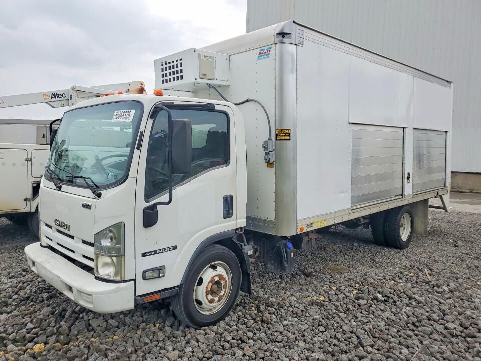 2014 ISUZU NQR/NRR