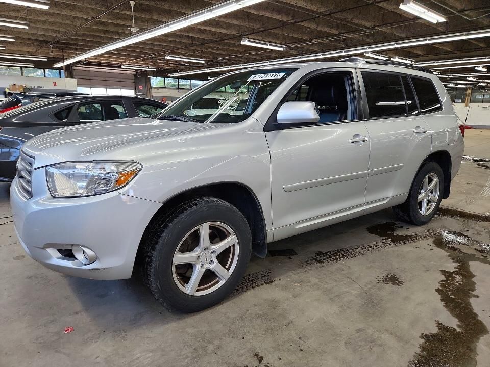 2010 TOYOTA Highlander