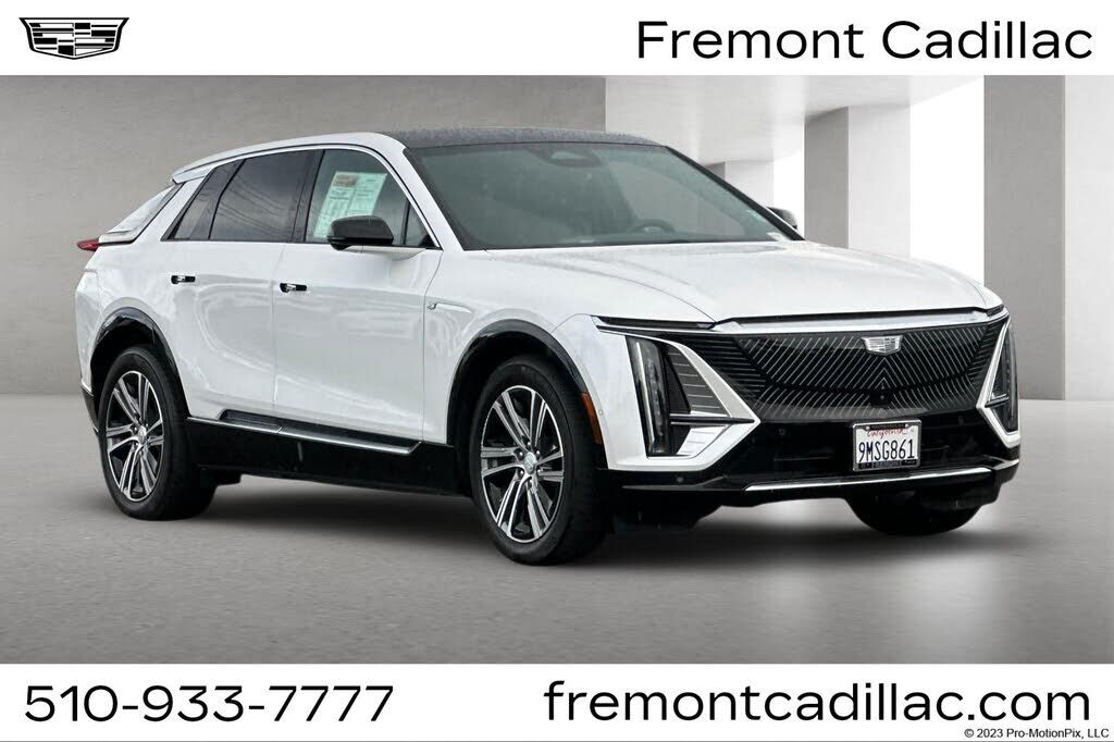 2024 CADILLAC Lyriq