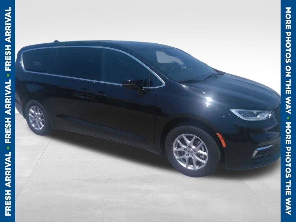 2025 CHRYSLER Pacifica