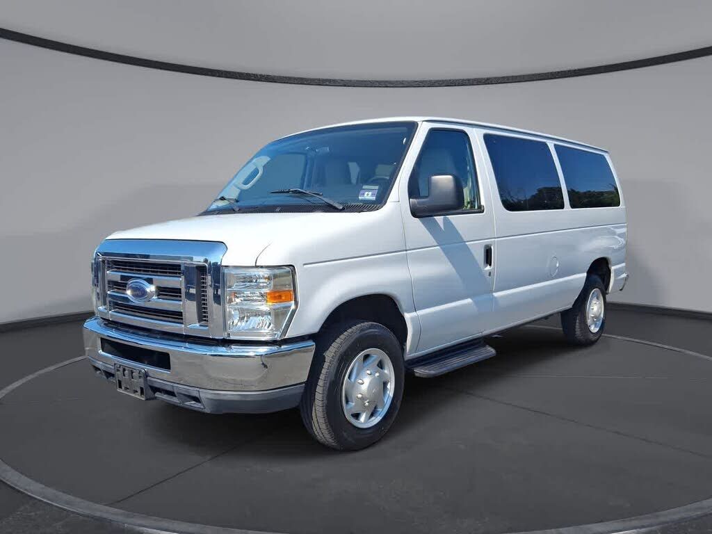 2009 FORD E-350