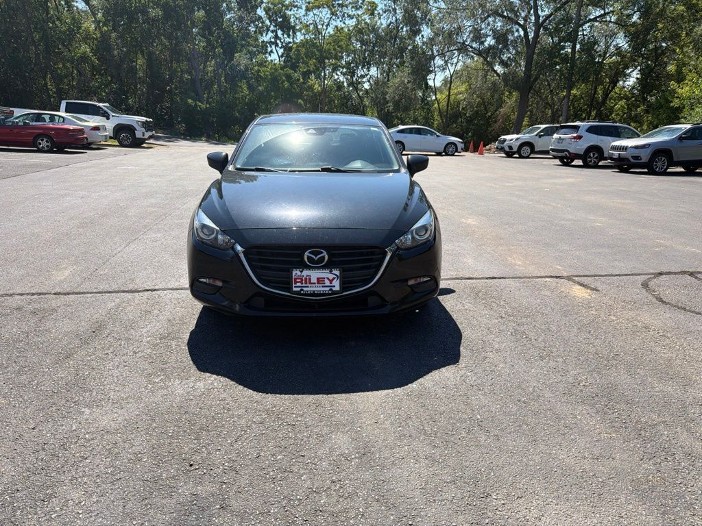 2018 MAZDA Mazda3