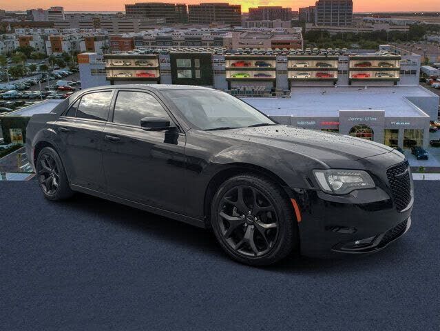 2023 CHRYSLER 300