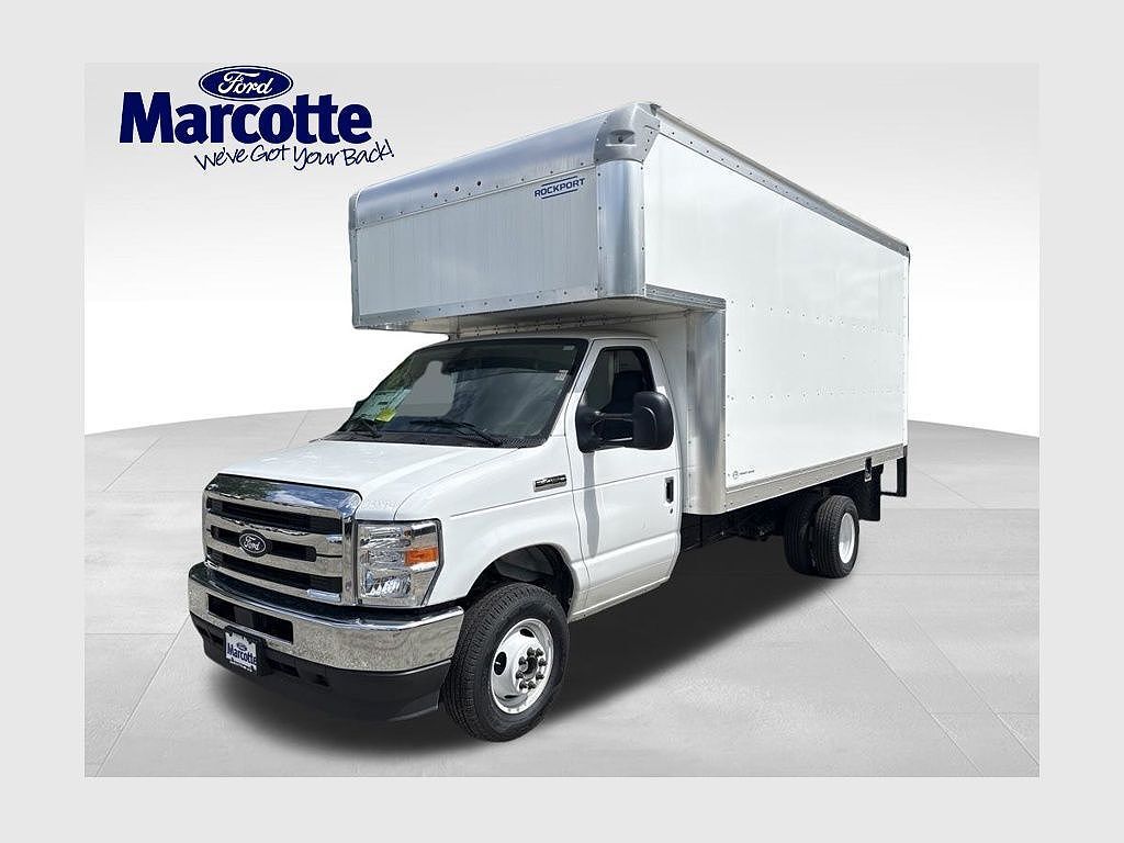 2027 FORD E-450