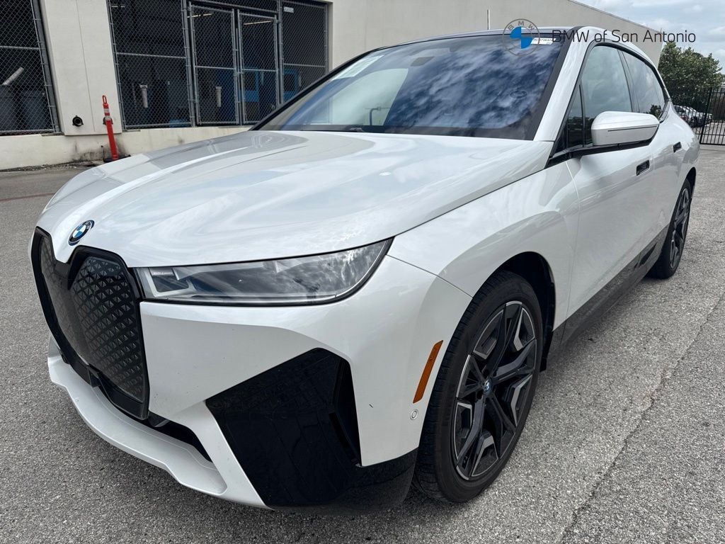 2024 BMW ix