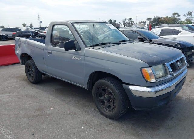 2000 NISSAN Frontier