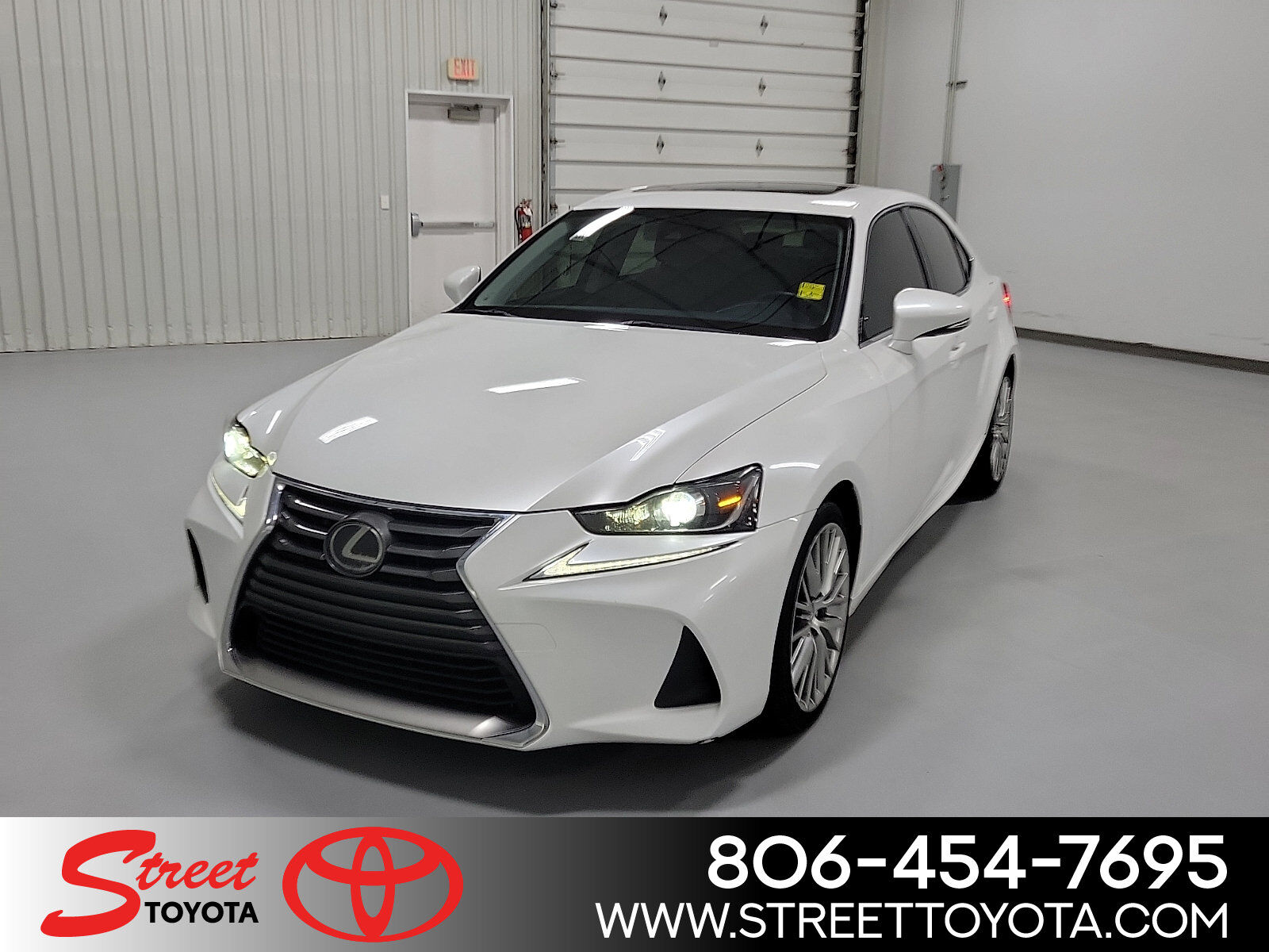 2018 LEXUS IS
